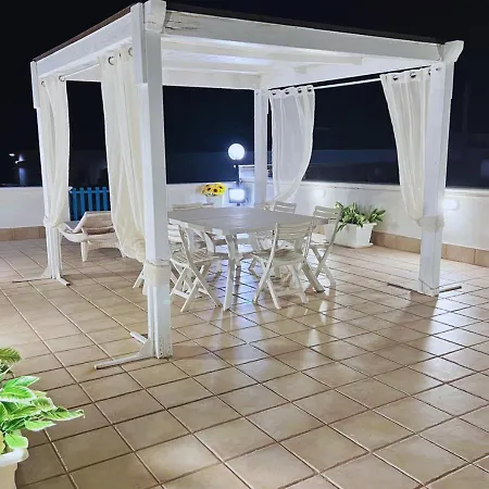 펜션 Maison Sur - Saline Dei Monaci 산 피에트로 인 베바냐
